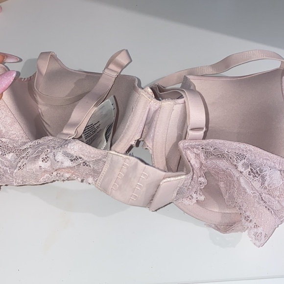 Smooth pink H&M bra with lace - Picture 2 of 2